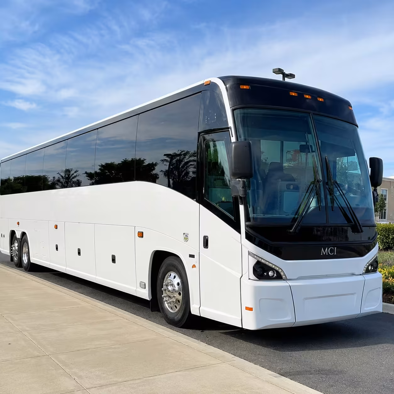 garden grove shuttle buses for southern california music festivals